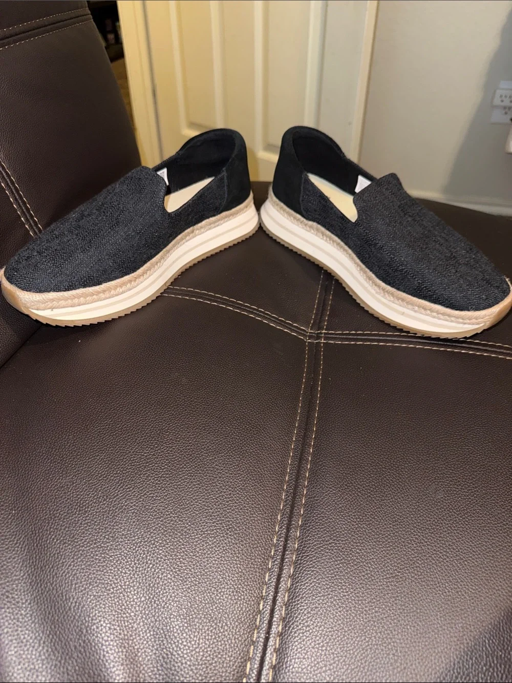 NWOT Toms Black Espadrille Platform Slip-On